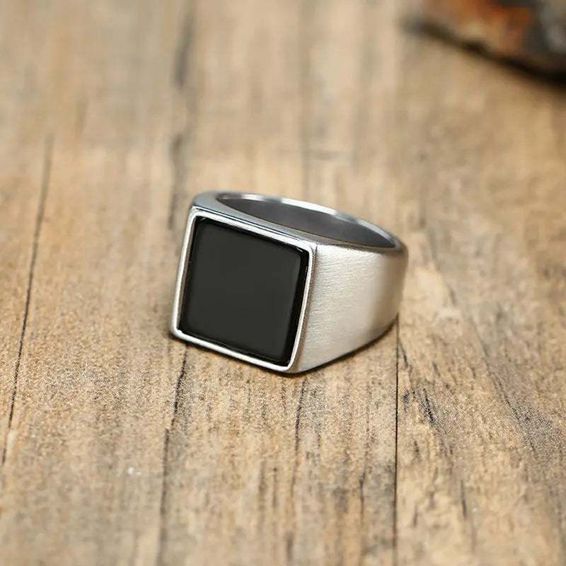 Anillo Square Plateado/Negro 809 - Gregor Relojes y Accesorio Ecuador